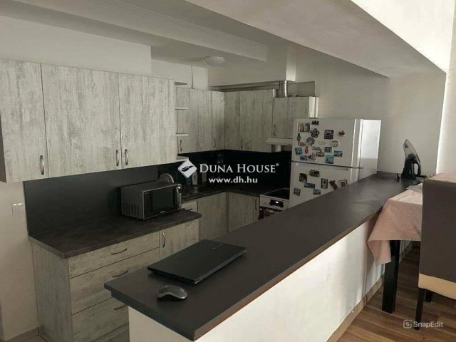 Eladó téglalakás, Budapesten, XVIII. kerületben 98 M Ft