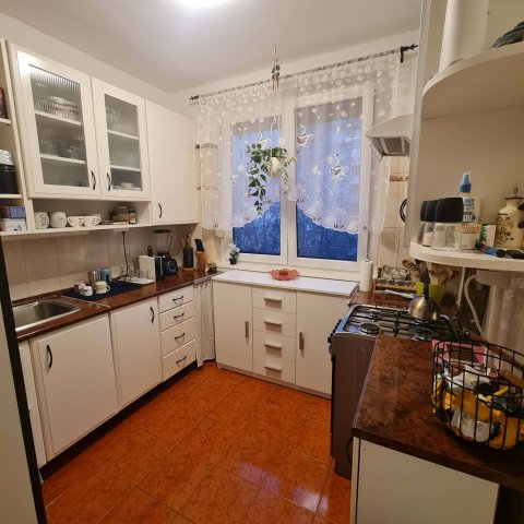 Eladó panellakás, Budapesten, III. kerületben 75.9 M Ft, 3 szobás