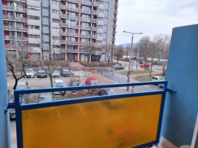Eladó panellakás, XIII. kerületben, Népfürdő utcában