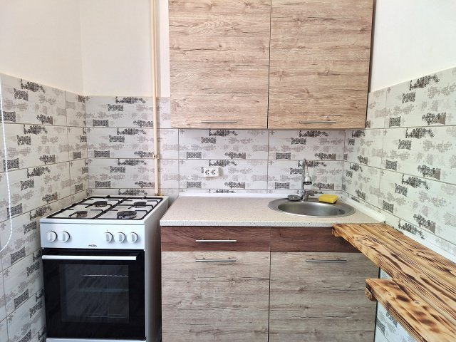 Eladó téglalakás, Kecskeméten 33.5 M Ft, 1 szobás