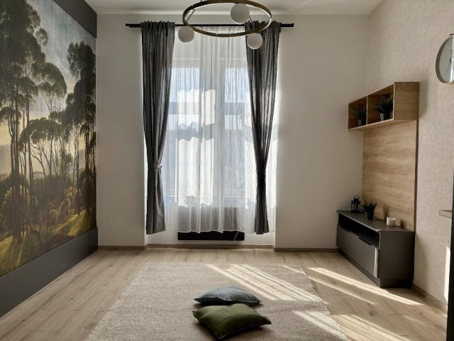 Eladó téglalakás, Budapesten, VII. kerületben 51.4 M Ft