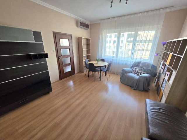 Eladó téglalakás, Budapesten, XIII. kerületben 99 M Ft