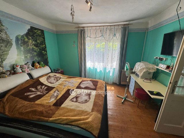 Eladó családi ház, Pusztamonostoron 24 M Ft, 2 szobás