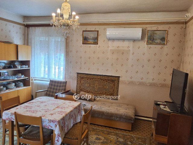 Eladó családi ház, Albertirsán 89 M Ft, 4 szobás
