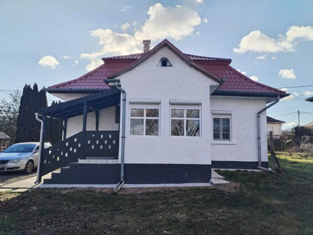 Eladó családi ház, Recsken 55.9 M Ft, 2 szobás