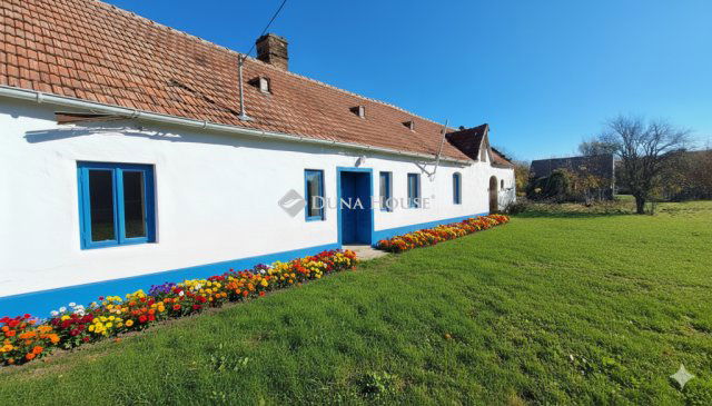 Eladó családi ház, Borgátán 13.9 M Ft, 3 szobás