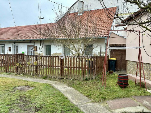 Eladó családi ház, Nagykanizsán 19.5 M Ft, 2 szobás