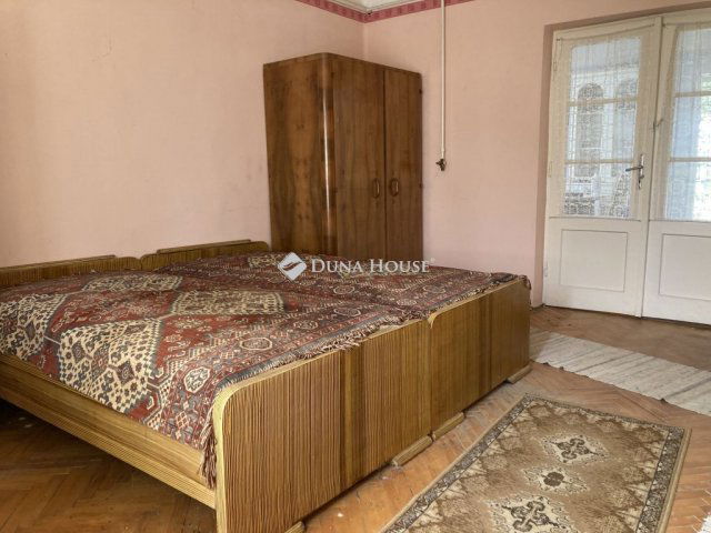 Eladó családi ház, Balsán 11 M Ft, 5 szobás