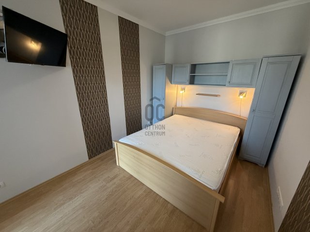 Kiadó téglalakás, albérlet, Debrecenben 280 E Ft / hó, 3 szobás