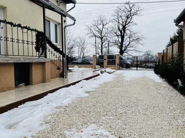 Eladó családi ház, Monoron 139 M Ft, 4 szobás