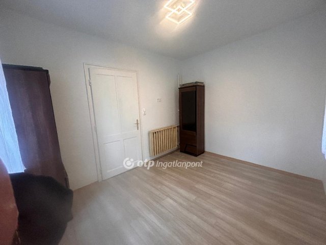 Kiadó családi ház, albérlet, Kecskeméten 450 E Ft / hó