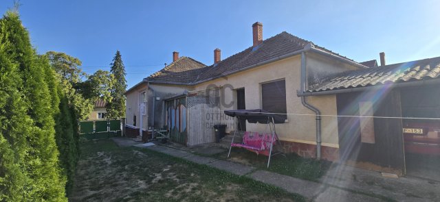 Eladó családi ház, Pácsonyon 24 M Ft, 2 szobás