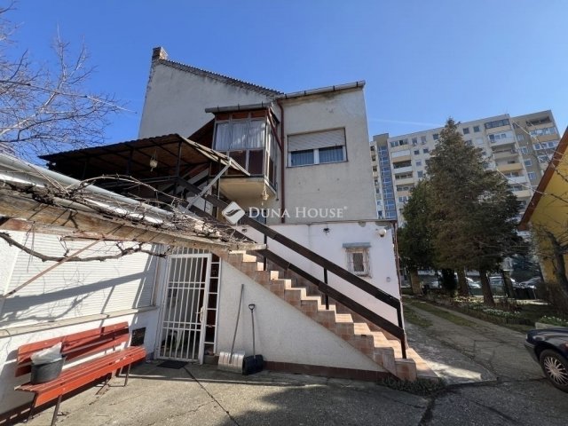 Eladó ikerház, Budapesten, XI. kerületben 99.9 M Ft, 4 szobás