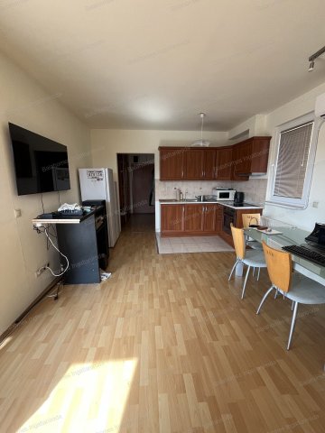 Eladó téglalakás, Siófokon 58.9 M Ft, 1 szobás