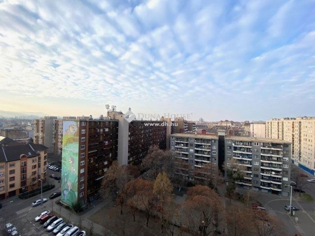 Eladó panellakás, Budapesten, VIII. kerületben 67 M Ft, 3 szobás