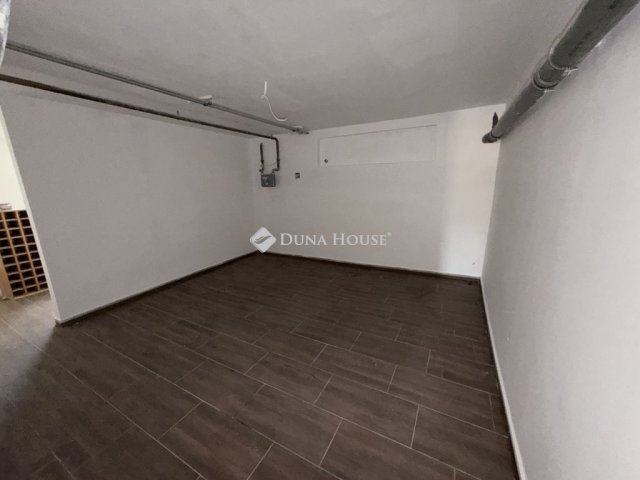 Eladó családi ház, Kalocsán 85 M Ft, 5 szobás