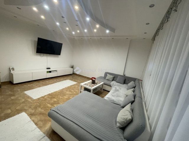 Eladó ikerház, Kecskeméten 139.9 M Ft, 4 szobás