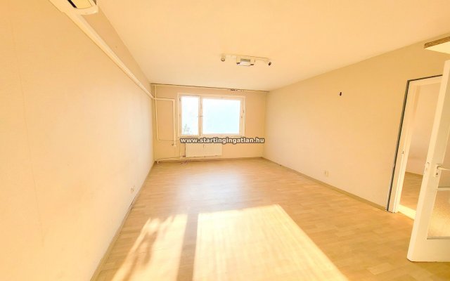 Eladó panellakás, Budapesten, XV. kerületben, Drégelyvár utcában