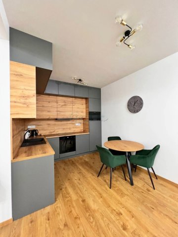 Eladó téglalakás, Szegeden 78.4 M Ft, 3 szobás