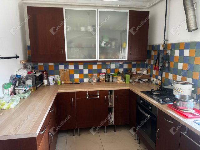 Eladó családi ház, Szabadszálláson 38.9 M Ft, 4 szobás