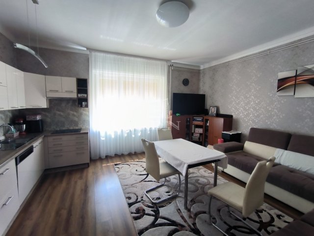 Eladó téglalakás, Budapesten, XIV. kerületben 72 M Ft, 2 szobás