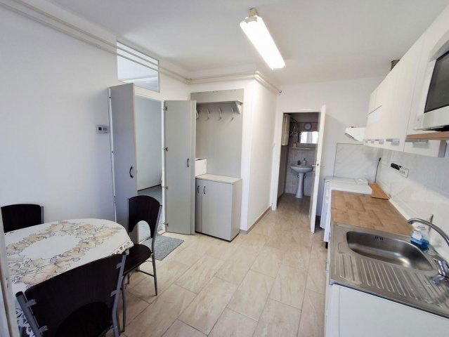 Kiadó téglalakás, albérlet, Tatabányán 140 E Ft / hó