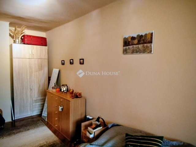 Eladó téglalakás, Vasváron 38 M Ft, 3 szobás