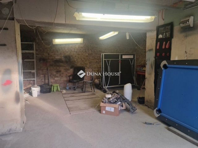 Eladó családi ház, Kerepesen 134.9 M Ft, 4 szobás