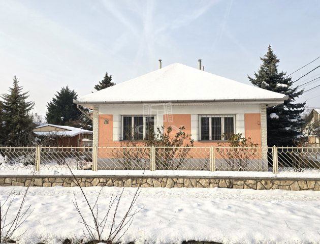 Eladó családi ház, Dunaharasztin 75.99 M Ft, 3+1 szobás