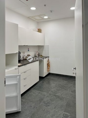 Eladó üzlethelyiség, Budapesten, XIII. kerületben 310.543 M Ft