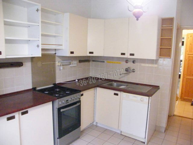 Eladó téglalakás, Balatonfüreden 85 M Ft, 2+2 szobás