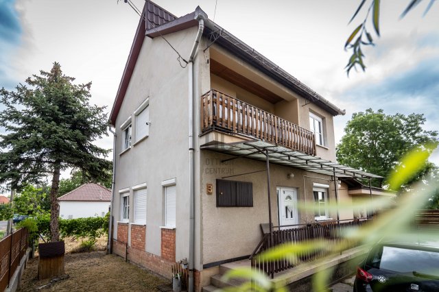 Eladó családi ház, Abonyban 52.9 M Ft, 3 szobás