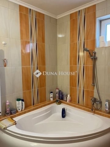 Eladó családi ház, Budapesten, XVIII. kerületben 125 M Ft