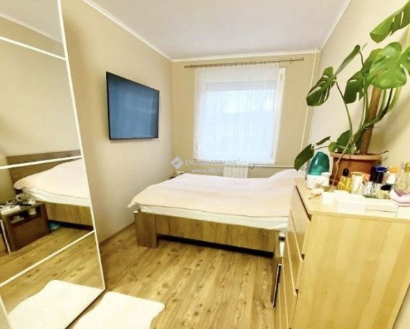 Eladó panellakás, Budapesten, X. kerületben, Bihari utcában