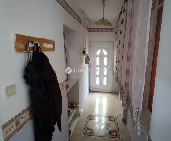 Eladó családi ház, Kállón, Erzsébet Királyné utcában 28 M Ft