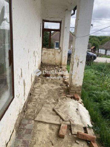 Eladó családi ház, Átán 4.5 M Ft, 3 szobás