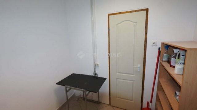 Kiadó üzlethelyiség, Zalaegerszegen 250 E Ft / hó
