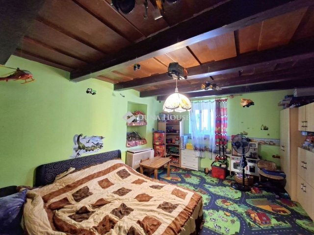 Eladó családi ház, Úrhidán 46 M Ft, 3 szobás