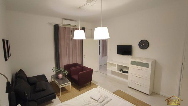 Kiadó téglalakás, albérlet, VII. kerületben, Dob utcában