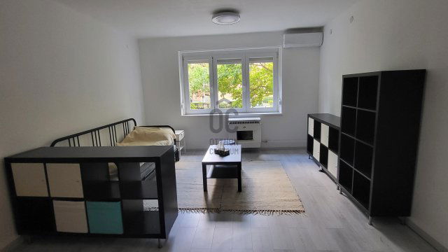 Eladó téglalakás, Budapesten, X. kerületben 82.5 M Ft, 2 szobás