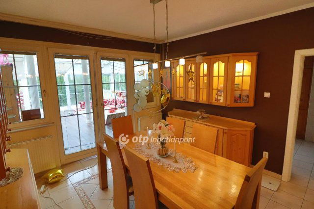 Eladó téglalakás, Budapesten, II. kerületben 193 M Ft, 4 szobás