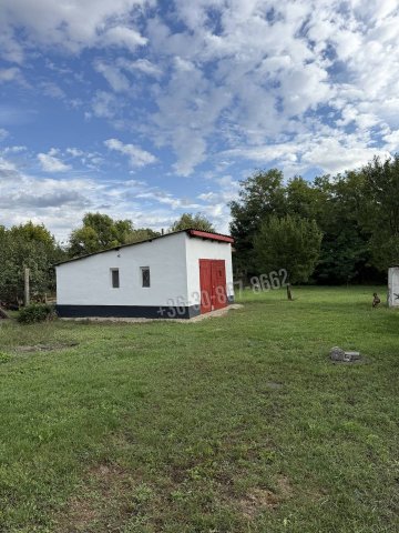 Eladó családi ház, Mezőfalván 39.99 M Ft, 2 szobás