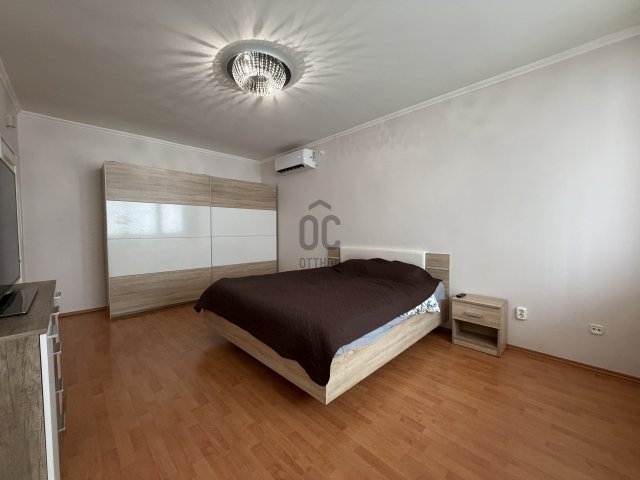 Eladó téglalakás, Gyöngyösön 63 M Ft, 4 szobás