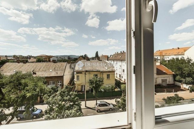 Eladó téglalakás, Budapesten, XIII. kerületben 69.9 M Ft