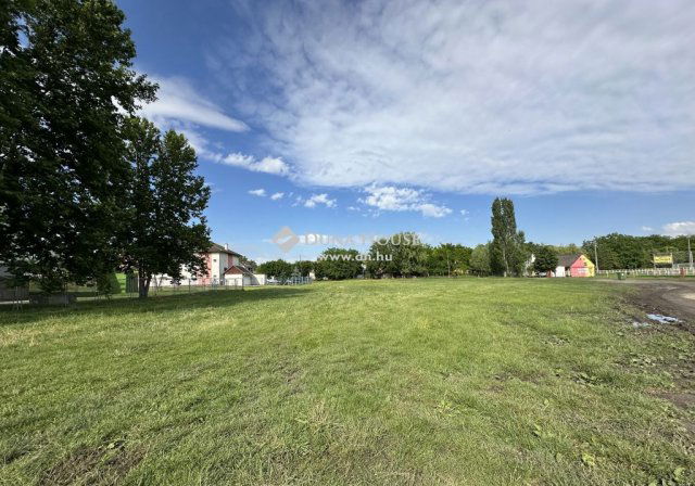 Eladó telek, Nagyvenyimen 33.5 M Ft / költözzbe.hu