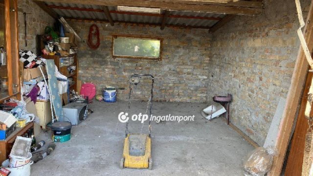 Eladó sorház, Mezőlakon 14.9 M Ft, 2 szobás