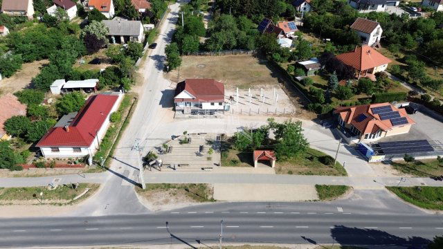 Kiadó üzlethelyiség, Pákozdon 350 E Ft / hó