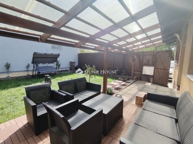 Eladó családi ház, Szegeden, Füge soron 84.9 M Ft, 3 szobás