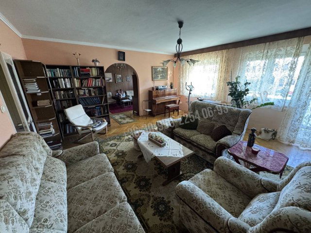 Eladó téglalakás, Nagykanizsán 52 M Ft, 2+1 szobás