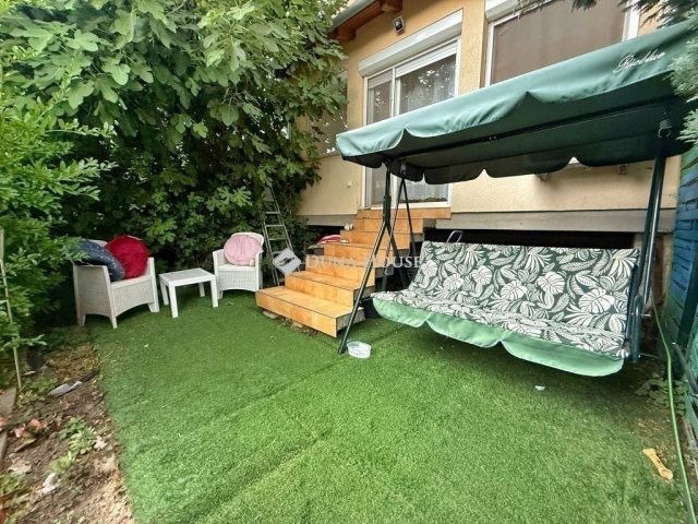 Eladó téglalakás, Székesfehérvárott 94.999 M Ft, 3 szobás